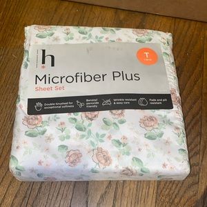 Microfiber floreal fitted sheets TWIN size